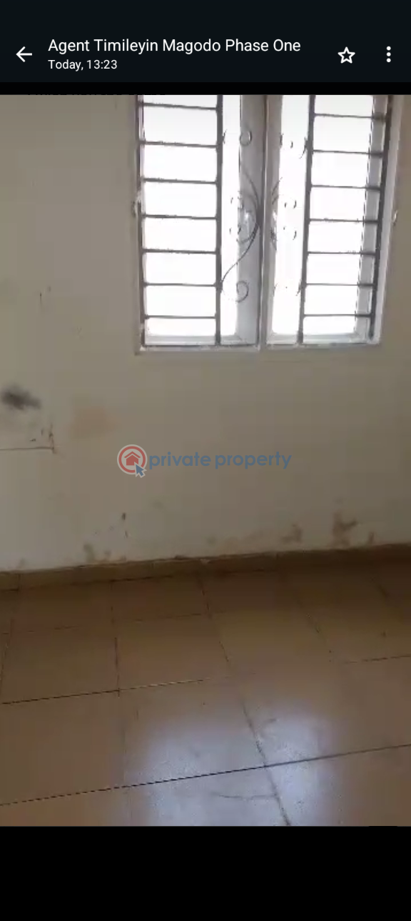 2 bedroom Block Of Flats For Rent Magodo GRA Phase 1 Ojodu Lagos - 2