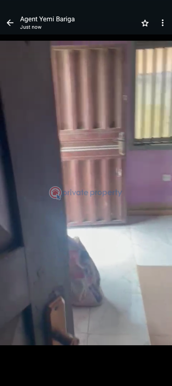 3 bedroom Block Of Flats For Rent Bariga Shomolu Lagos - 1