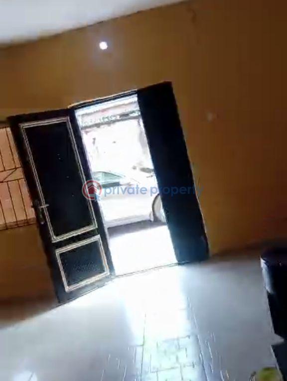 3 bedroom Block Of Flats For Rent Governor's Road Ikotun Ikotun/Igando Lagos - 2