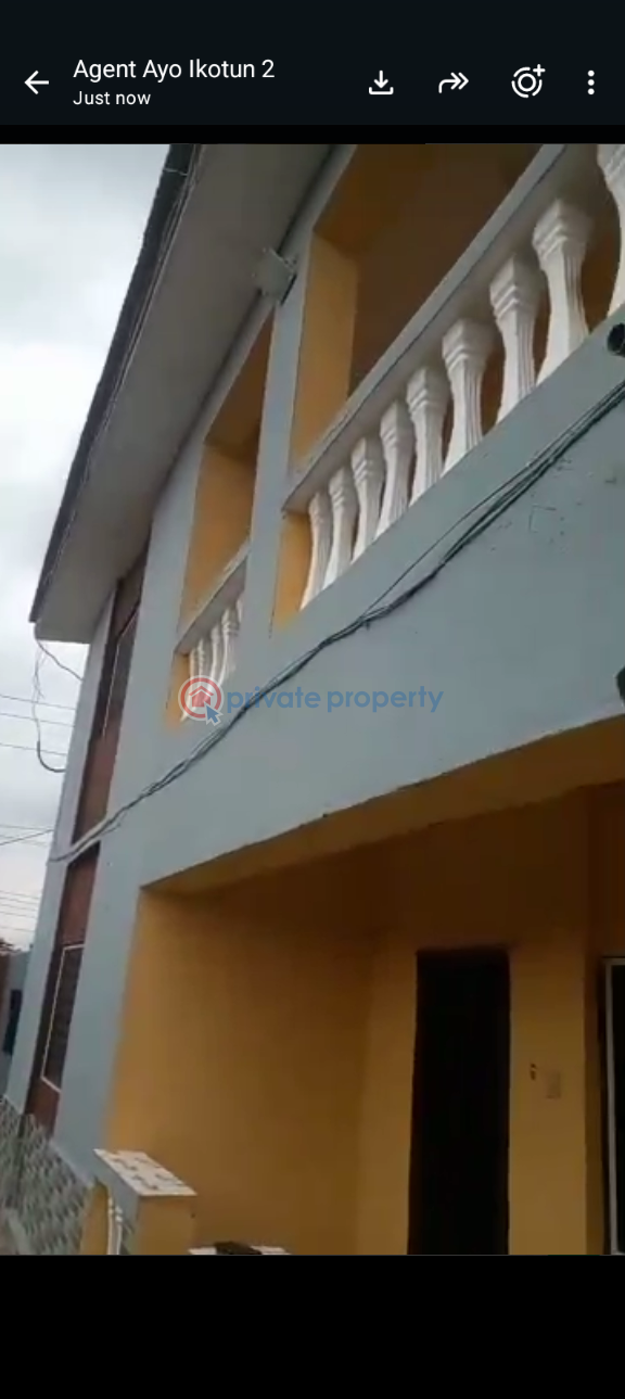 3 bedroom Block Of Flats For Rent Igando Ikotun/Igando Lagos - 1