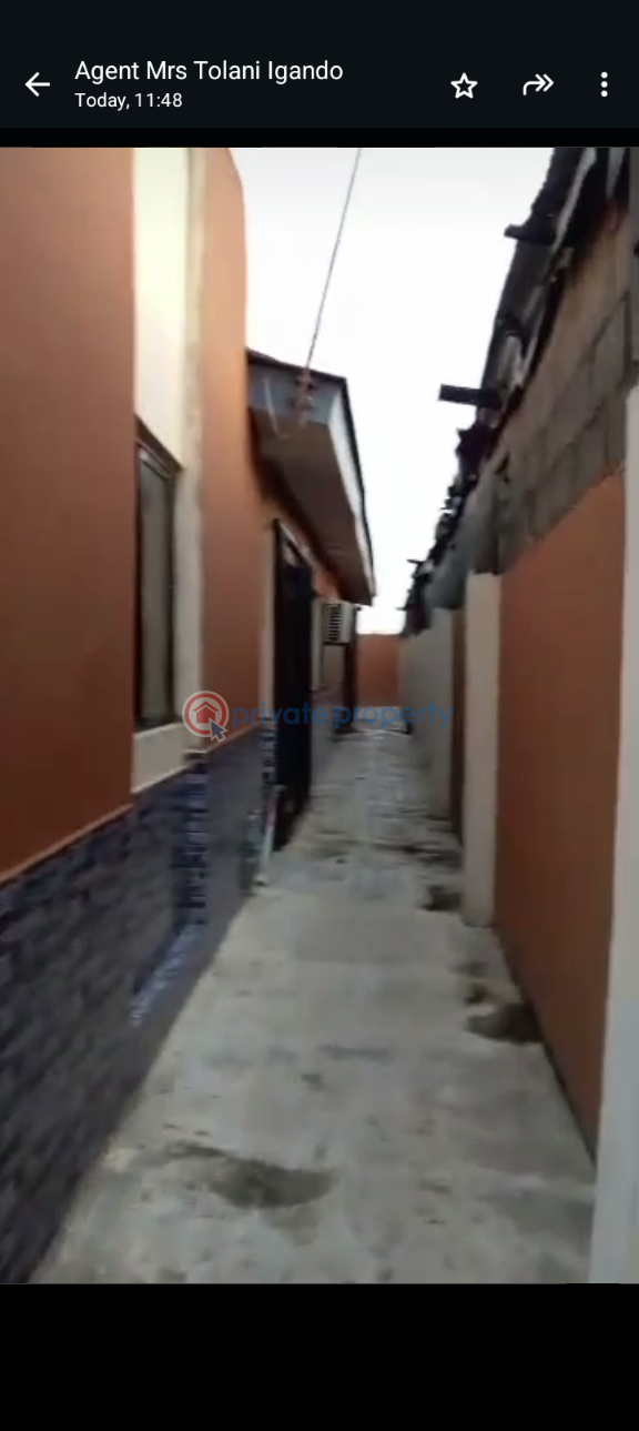 3 bedroom Block Of Flats For Rent Ijegun Ikotun/Igando Lagos - 5