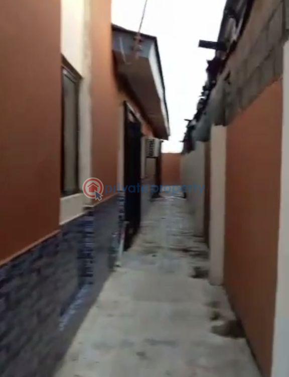 3 bedroom Block Of Flats For Rent Ijegun Ikotun/Igando Lagos - 2