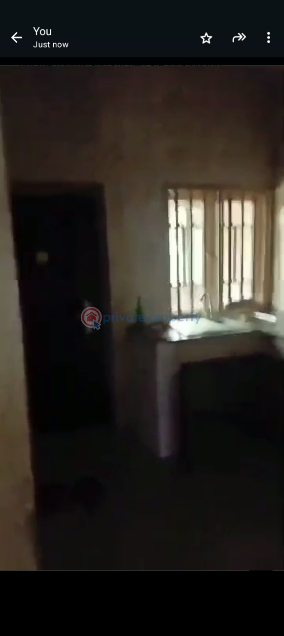 3 bedroom Block Of Flats For Rent Itire-Ikate Surulere Lagos - 6