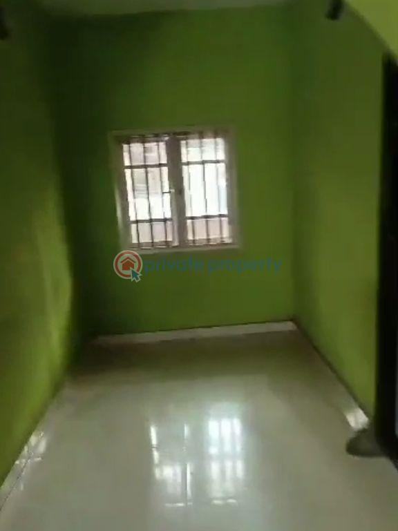 3 bedroom Block Of Flats For Rent Itire-Ikate Surulere Lagos - 5