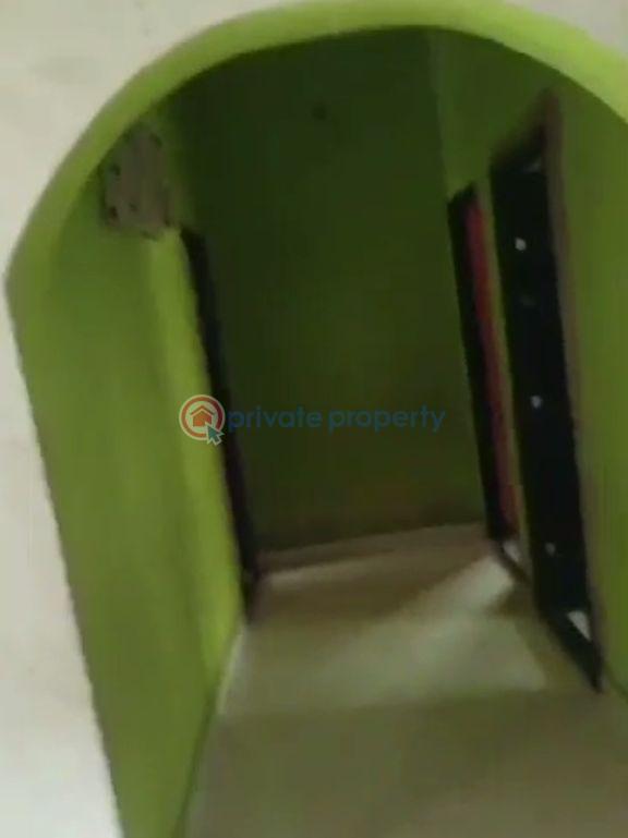 3 bedroom Block Of Flats For Rent Itire-Ikate Surulere Lagos - 3