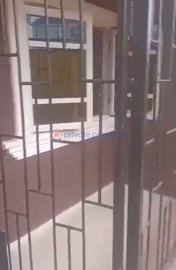 3 bedroom Block Of Flats For Rent Lawanson Surulere Lagos - 8