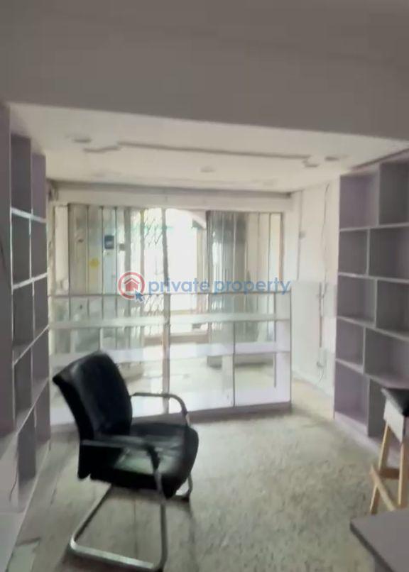 Shop For Rent Ogunlana Surulere Lagos - 3