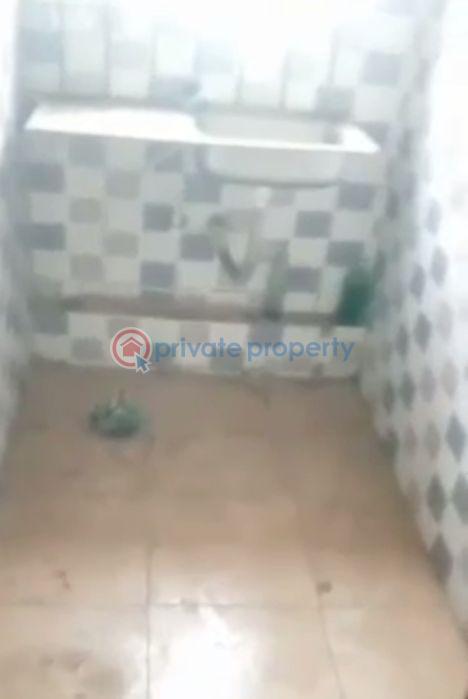 1 bedroom Flat & Apartment For Rent Agric Ikorodu Lagos - 4