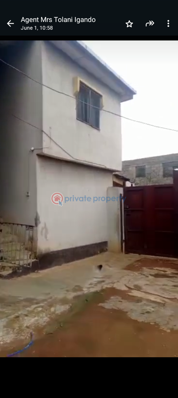 1 bedroom Mini Flat For Rent Egan Ikotun/Igando Lagos - 4