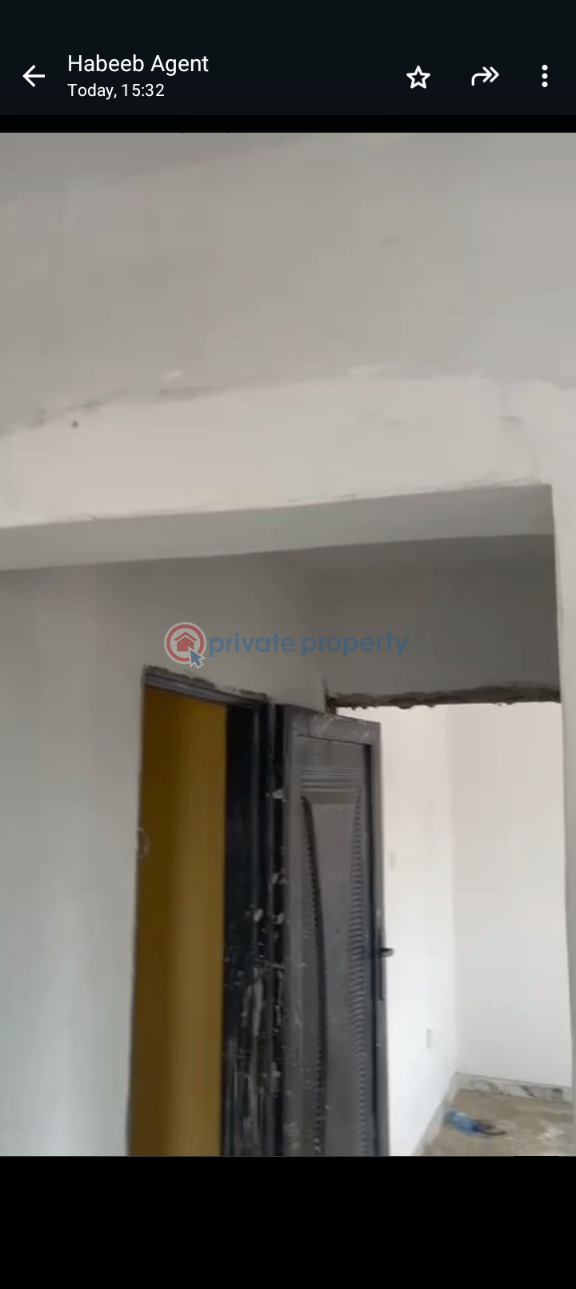 1 bedroom Mini Flat For Rent Ijesha Surulere Lagos - 3