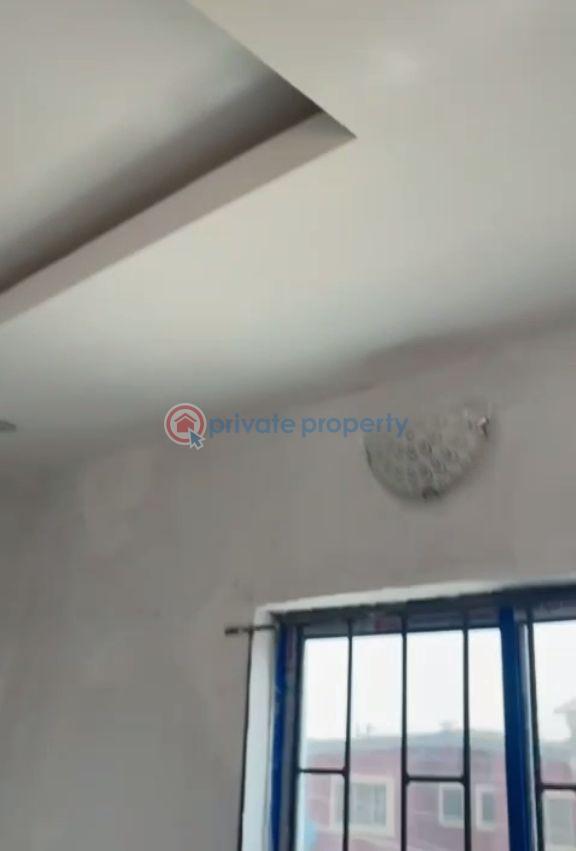 1 bedroom Mini Flat For Rent Ijesha Surulere Lagos - 2
