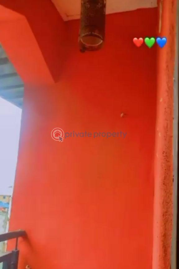 1 bedroom Mini Flat For Rent Ijesha Surulere Lagos - 3