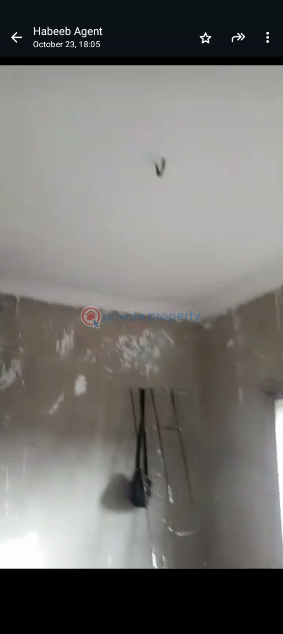 1 bedroom Mini Flat For Rent Itire-Ikate Surulere Lagos - 0