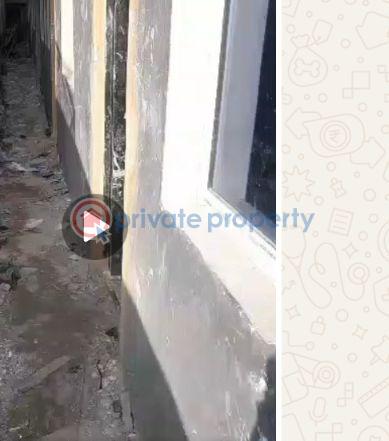 1 bedroom Mini Flat For Rent Itire-Ikate Surulere Lagos - 8