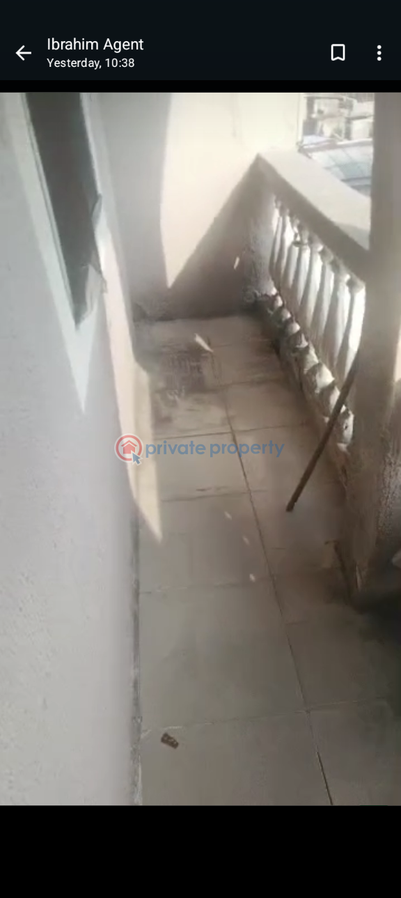 1 bedroom Mini Flat For Rent Lawanson Surulere Lagos - 5