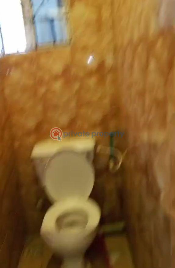 1 bedroom Mini Flat For Rent Shomolu Lagos - 5