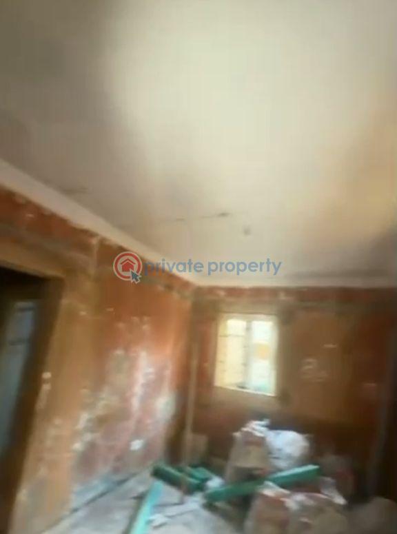 1 bedroom Mini Flat For Rent Shyllon Onipanu Shomolu Lagos - 3