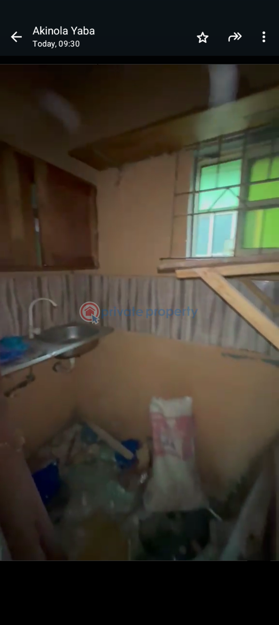 Self Contain For Rent Abule Ijesha  Yaba Lagos - 3