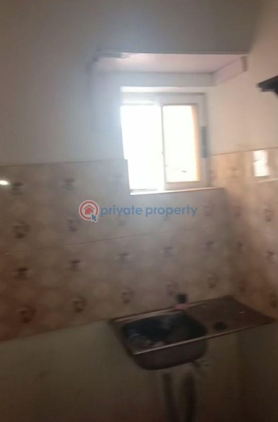 Self Contain For Rent Abule Ijesha  Yaba Lagos - 3