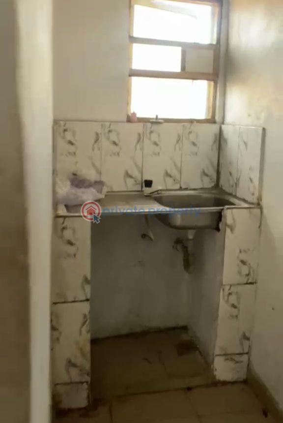 Self Contain For Rent Bariga Shomolu Lagos - 3