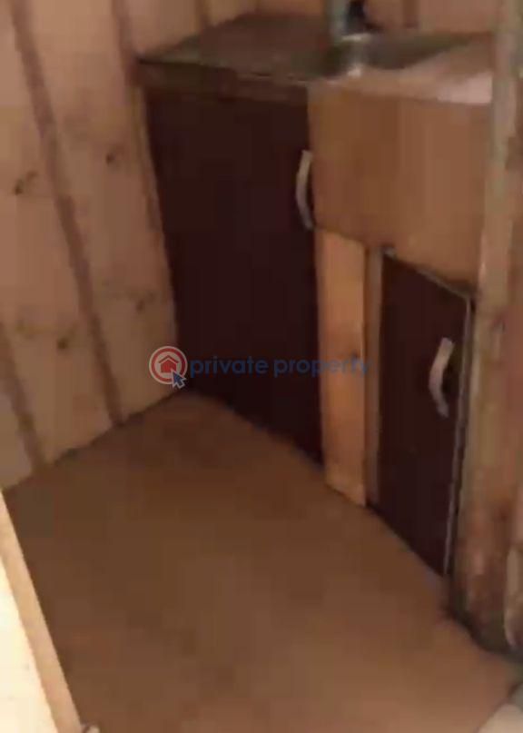Self Contain For Rent Bariga Shomolu Lagos - 8