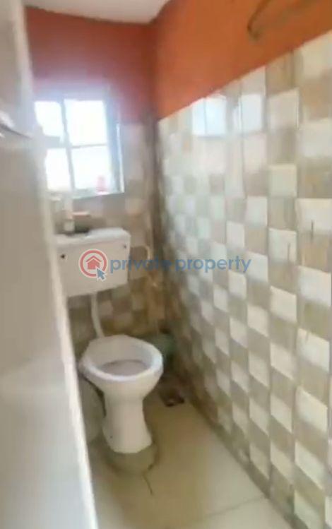Self Contain For Rent Bariga Shomolu Lagos - 2