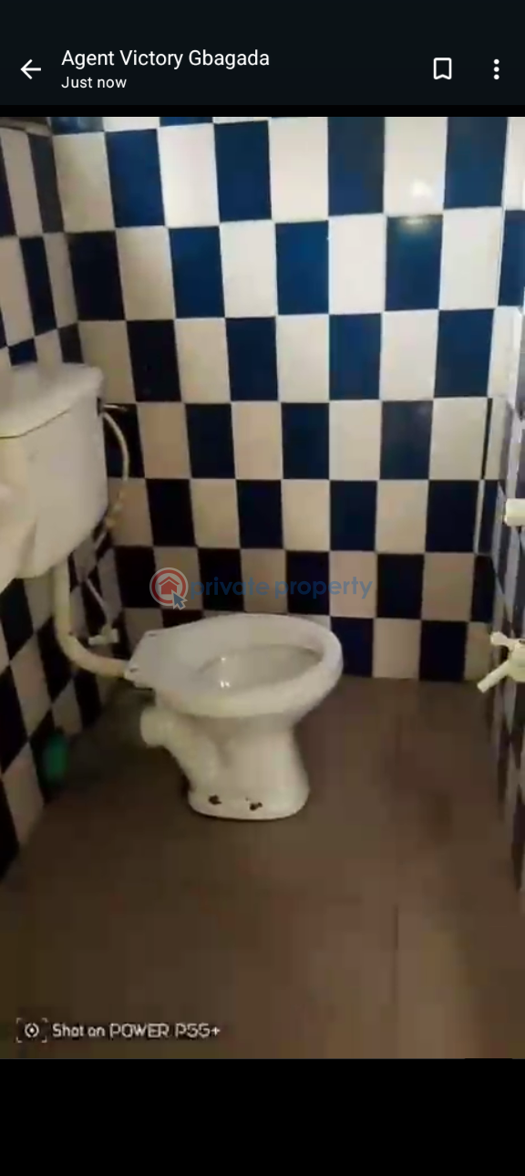 Self Contain For Rent Bariga Shomolu Lagos - 3