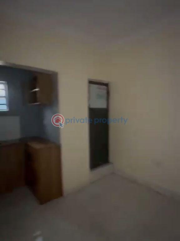 Self Contain For Rent Shomolu Lagos - 0