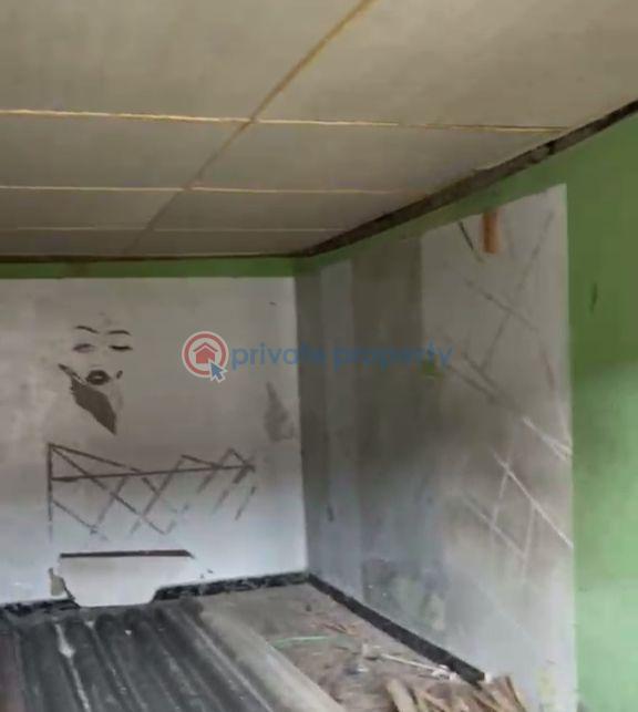 Shop For Rent Ijesha Surulere Lagos - 1