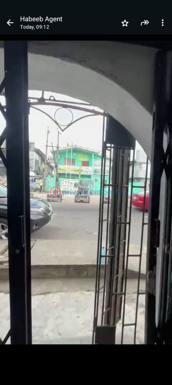 Shop For Rent Ogunlana Surulere Lagos - 2