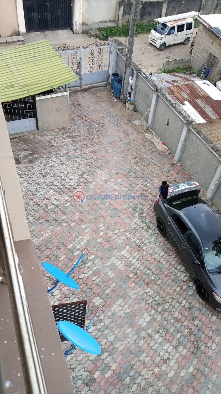 1 bedroom Penthouse For Rent Sangotedo Lagos - 4
