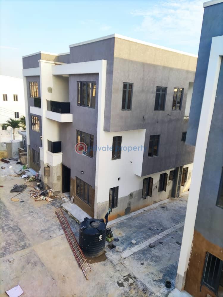4 bedroom Semi detached Duplex For Rent Okupe Estate Maryland Lagos