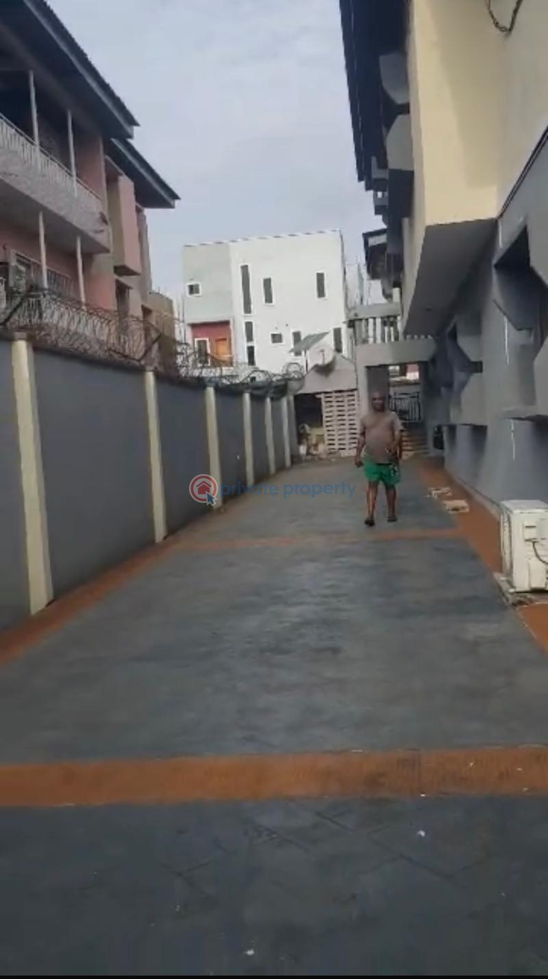 To let,2bedroom flat with 3balconeys,2t/2b,big sitting room and rooms,inside orimolade estate,akora villas,off adeniyi j - 1 2 bedroom Block Of Flats For Rent Adeniyi Jones Ikeja Lagos - 1