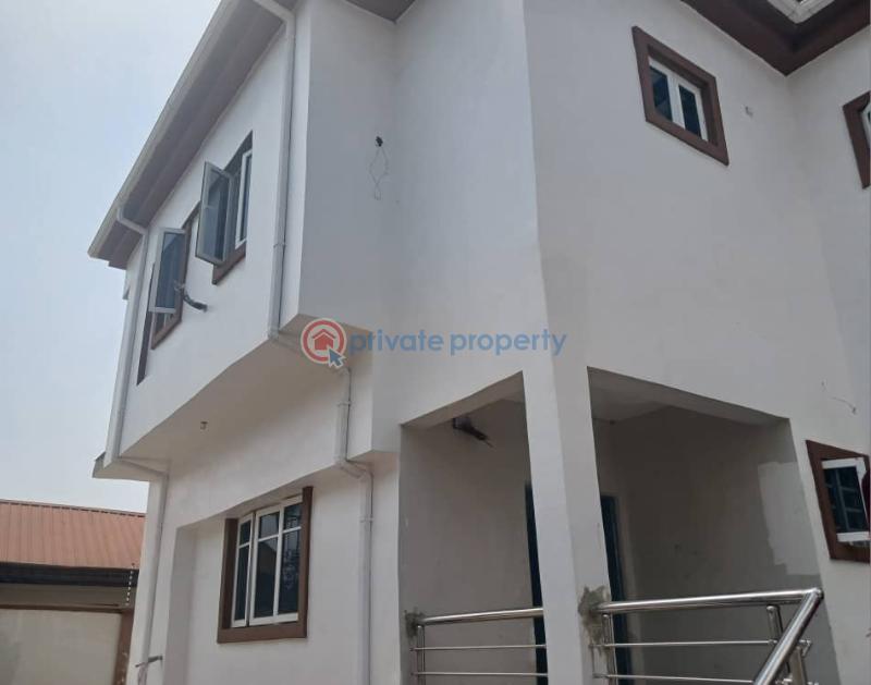 House For Rent At Agodi Gra Akobo Ibadan Oyo - 2