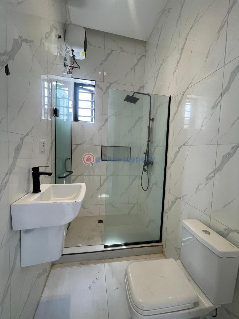 4 bedroom Flat & Apartment For Sale Ikota Lekki Lagos - 8