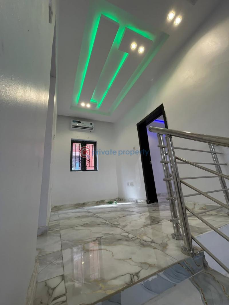 4 bedroom Detached Duplex For Sale Shagari Estate Ipaja Ipaja Lagos - 22