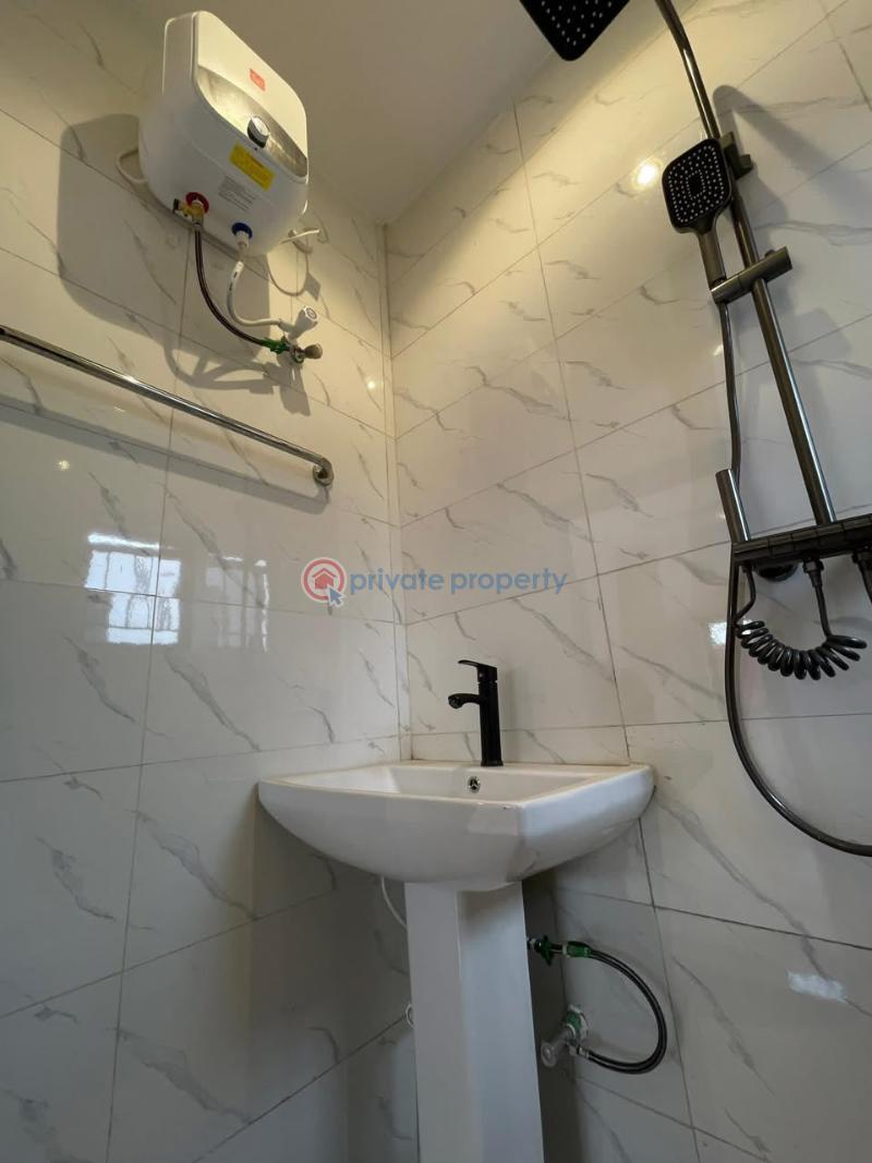 4 bedroom Detached Duplex For Sale Shagari Estate Ipaja Ipaja Lagos - 9