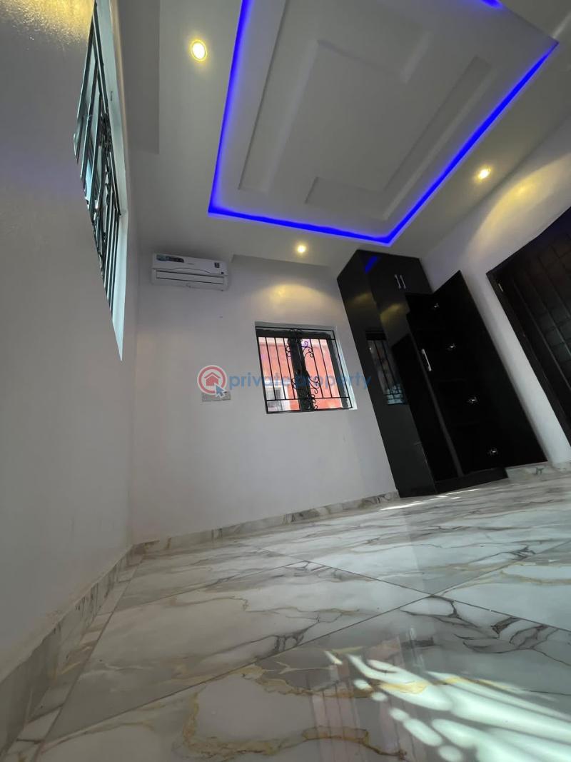 4 bedroom Detached Duplex For Sale Shagari Estate Ipaja Ipaja Lagos - 8