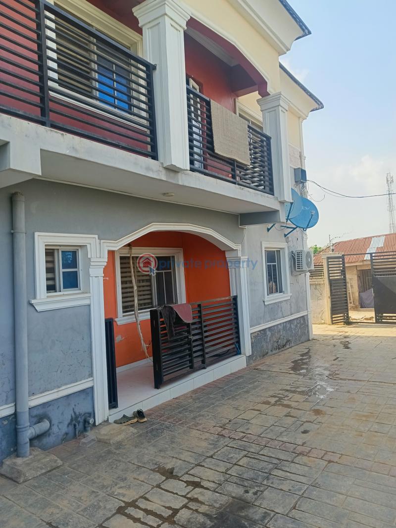 8 bedroom Block Of Flats For Sale Baiyeku Igbogbo Igbogbo Ikorodu Lagos - 4