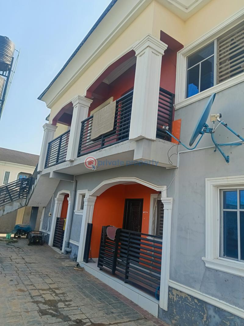 8 bedroom Block Of Flats For Sale Baiyeku Igbogbo Igbogbo Ikorodu Lagos - 2