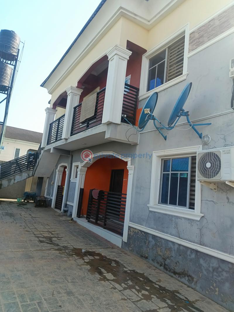 8 bedroom Block Of Flats For Sale Baiyeku Igbogbo Igbogbo Ikorodu Lagos - 5