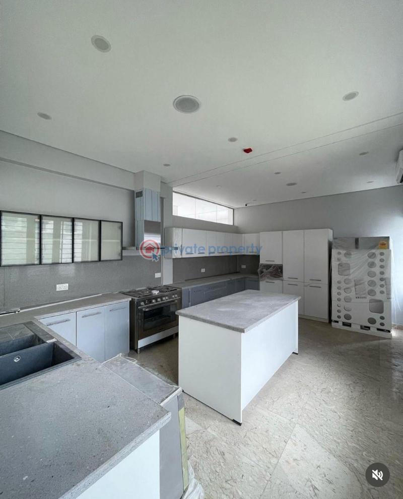 Top notch 🏡 for sale | 5-bedroom fully detached duplex with bq - 7 5 bedroom Detached Duplex For Sale Lekki Phase 1 Lagos - 7