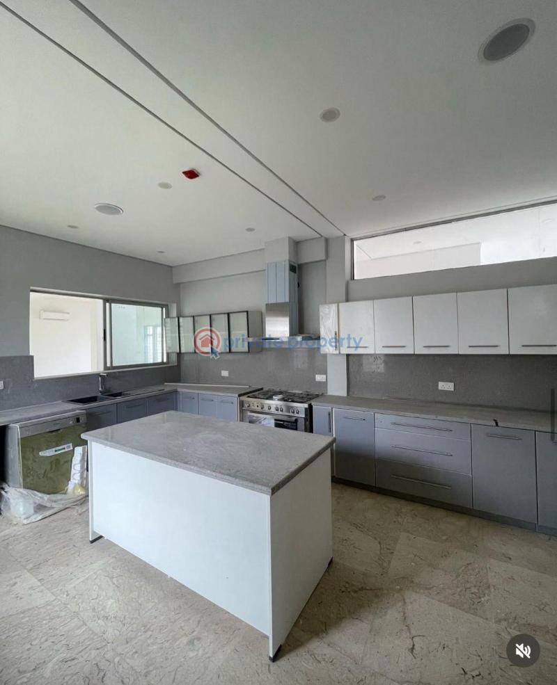 Top notch 🏡 for sale | 5-bedroom fully detached duplex with bq - 5 5 bedroom Detached Duplex For Sale Lekki Phase 1 Lagos - 5