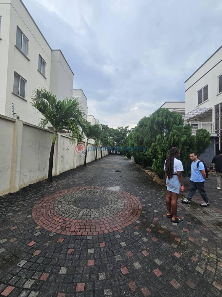 5 bedroom House For Rent Ikeja GRA Lagos - 1