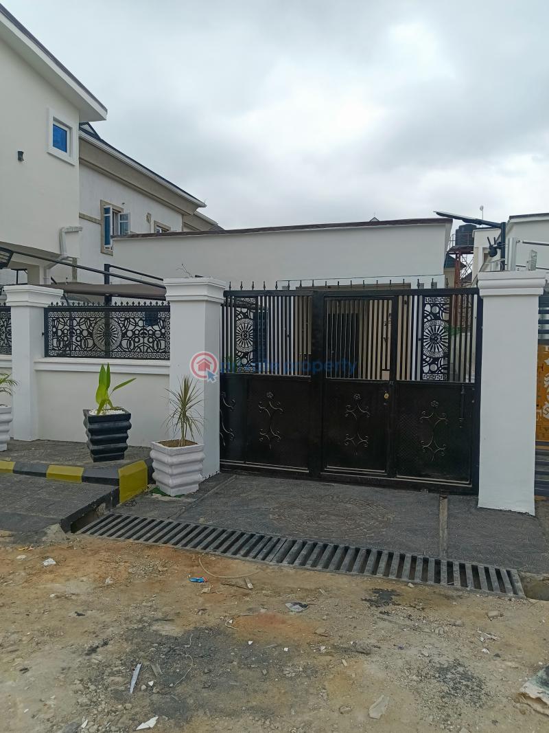 5 bedroom Bungalow For Sale Ebute Estate Ebute Ikorodu Lagos - 0
