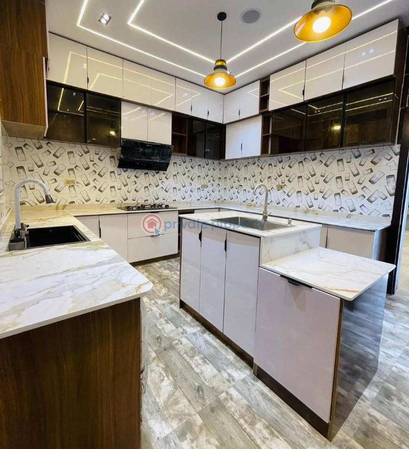 5 bedroom Detached Duplex For Sale Gated Estate Osapa Osapa London Lekki Lagos - 11