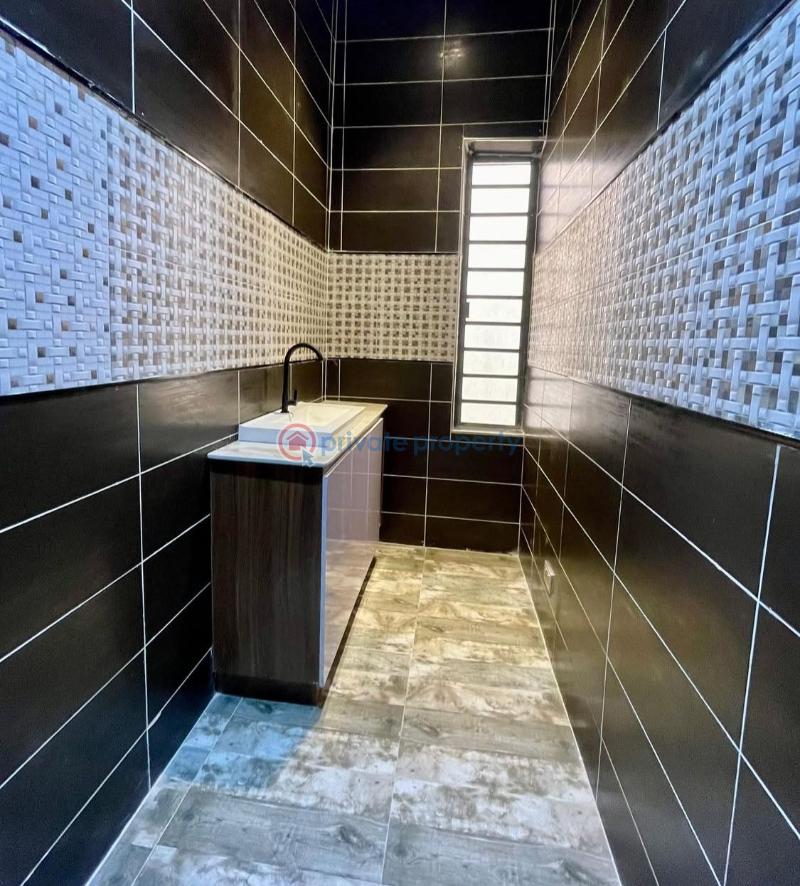 5 bedroom Detached Duplex For Sale Gated Estate Osapa Osapa London Lekki Lagos - 3