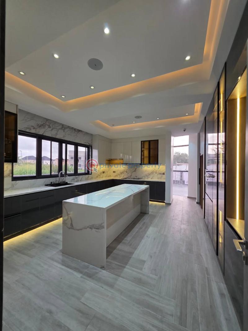 Topnotch 5bedroom fully detached house with pool - 5 5 bedroom Detached Duplex For Sale Royal Garden Estate Ajah Lagos - 5