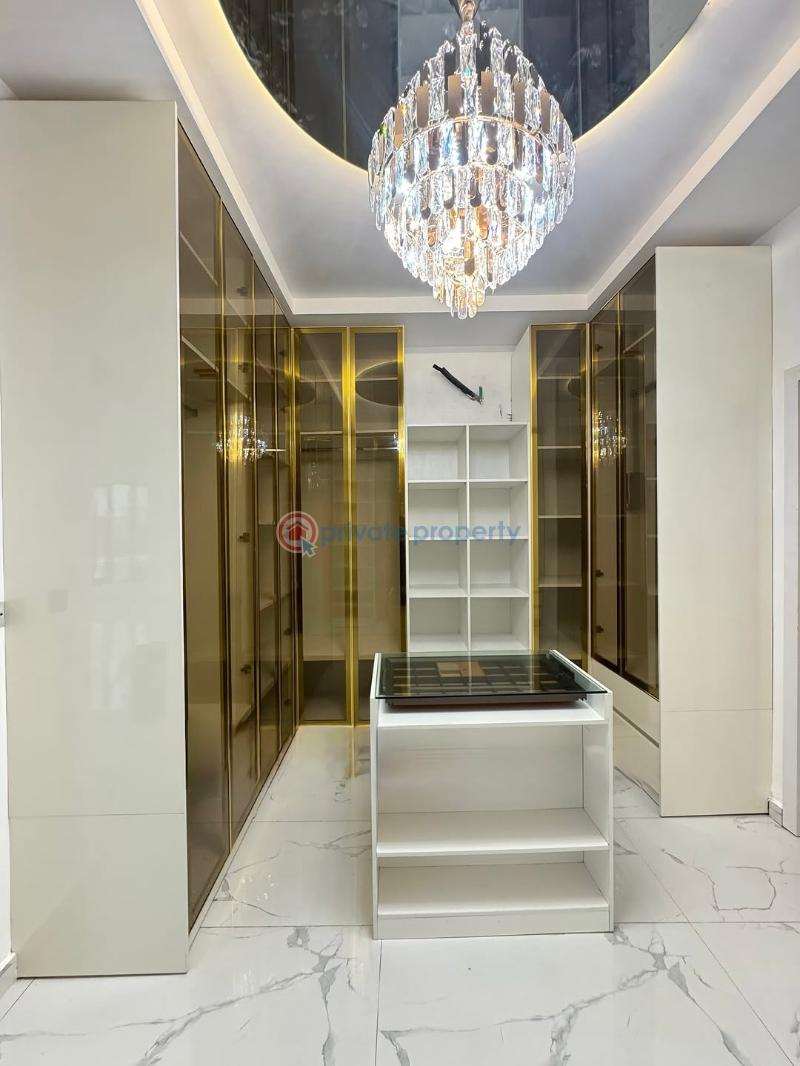 5 bedroom Duplex For Sale Pinnock Beach Estate Osapa Lekki Lagos - 10