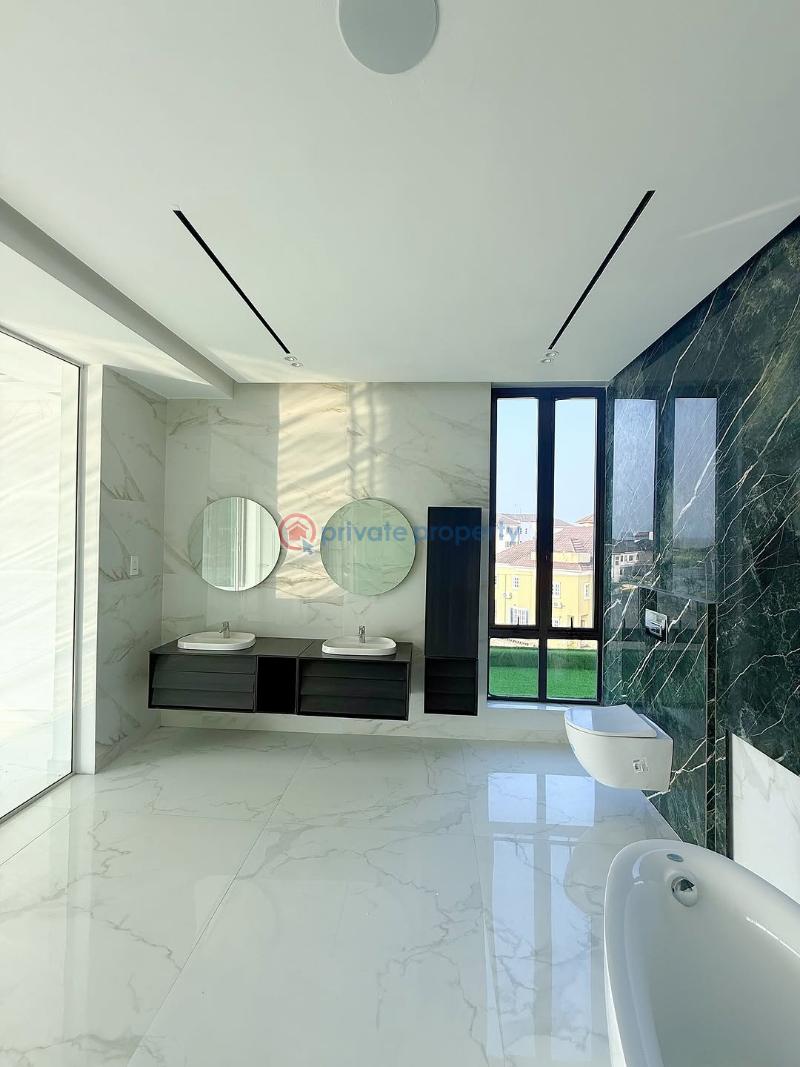 5 bedroom Detached Duplex For Sale Pinnock Beach Estate Osapa Lekki Lagos - 5